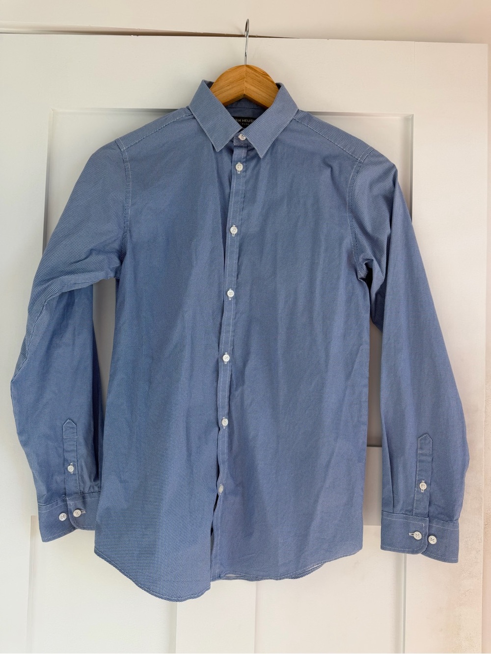 Van Heusen Light Blue Weave Pattern Long-Sleeve Dress Shirt
